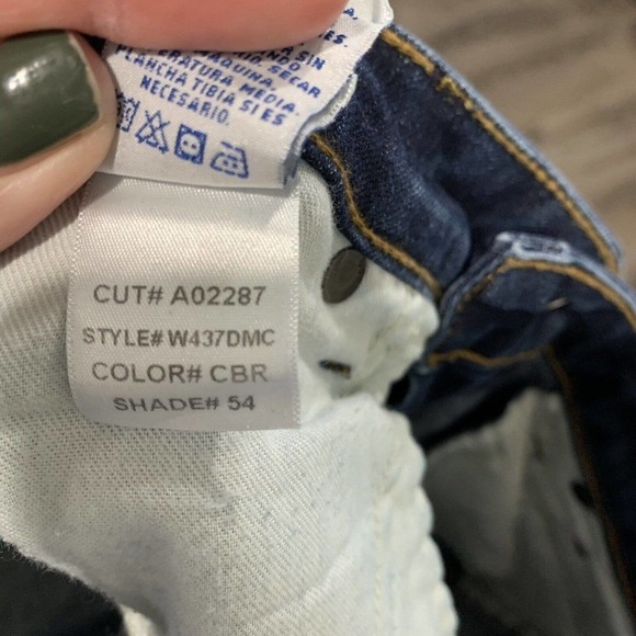 Hudson Jeans | Skinny Leg Distressed Jeans- Size 26 - Picture 10 of 11